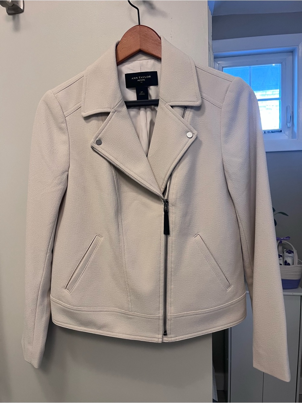 Ann Taylor Ivory Textured Moto Blazer